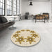 Round Patterned Vanilla Gold Rug in a Office, pat2302brn