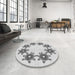 Round Patterned Platinum Gray Rug in a Office, pat2302gry