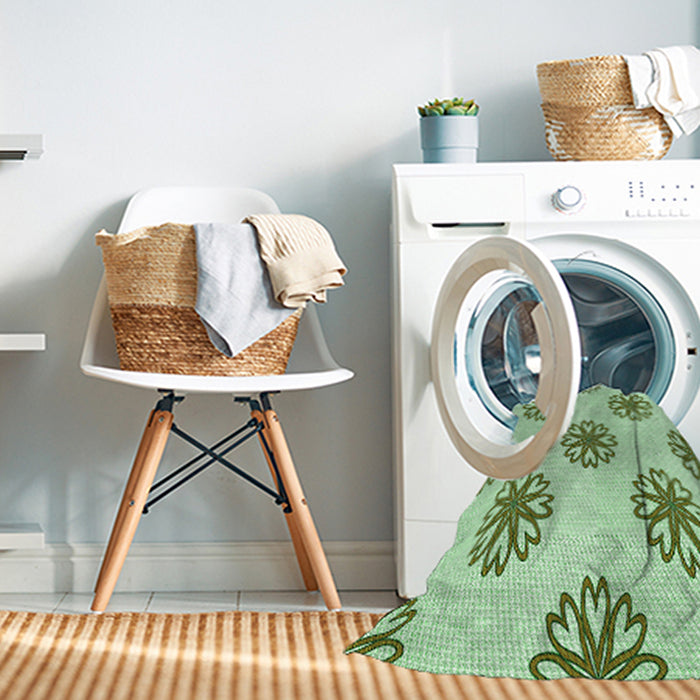 Machine Washable Transitional Green Rug in a Washing Machine, wshpat2313grn