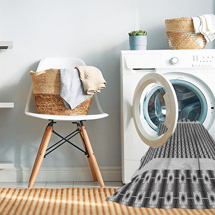 Machine Washable Transitional Gray Rug in a Washing Machine, wshpat2318