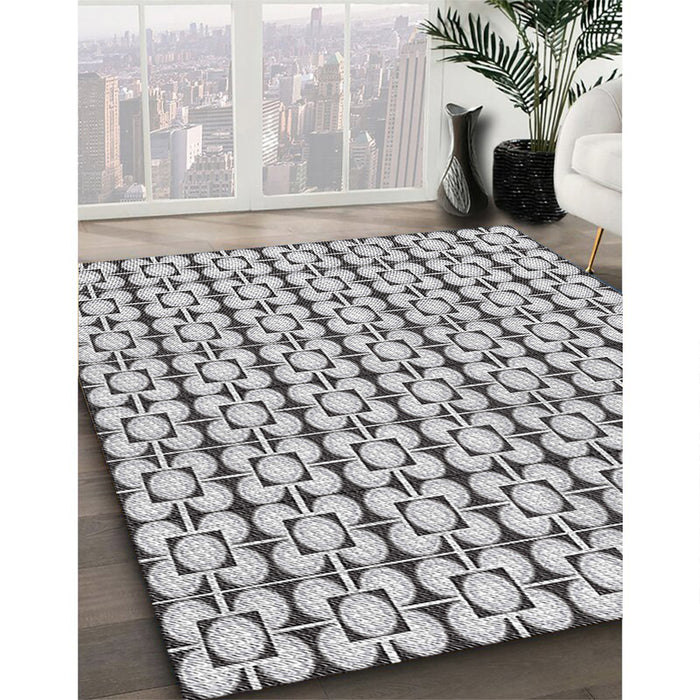 Patterned Carbon Gray Novelty Rug in Family Room, pat2325