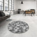 Round Patterned Cloud Gray Rug in a Office, pat2331gry