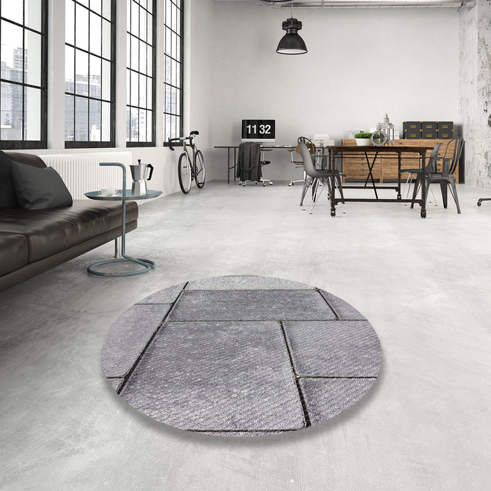 Round Machine Washable Transitional Grey Gray Rug in a Office, wshpat2335