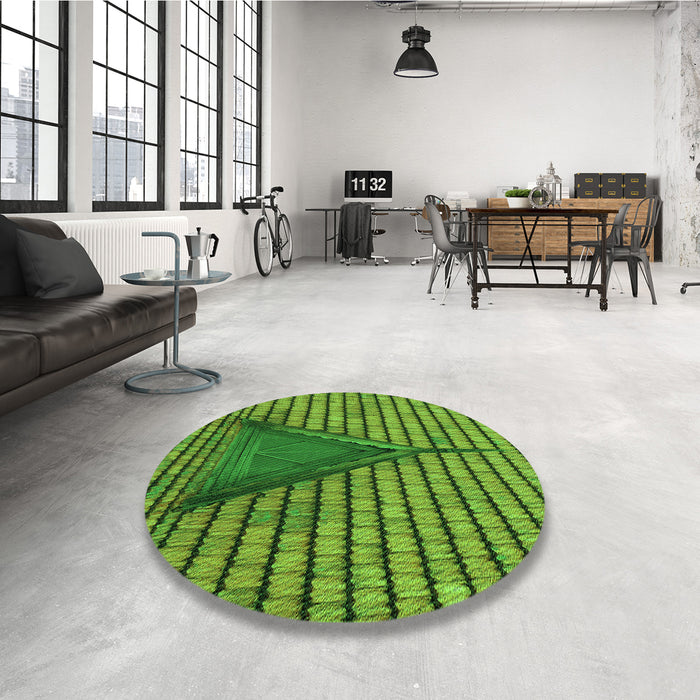 Round Patterned Green Rug in a Office, pat234grn