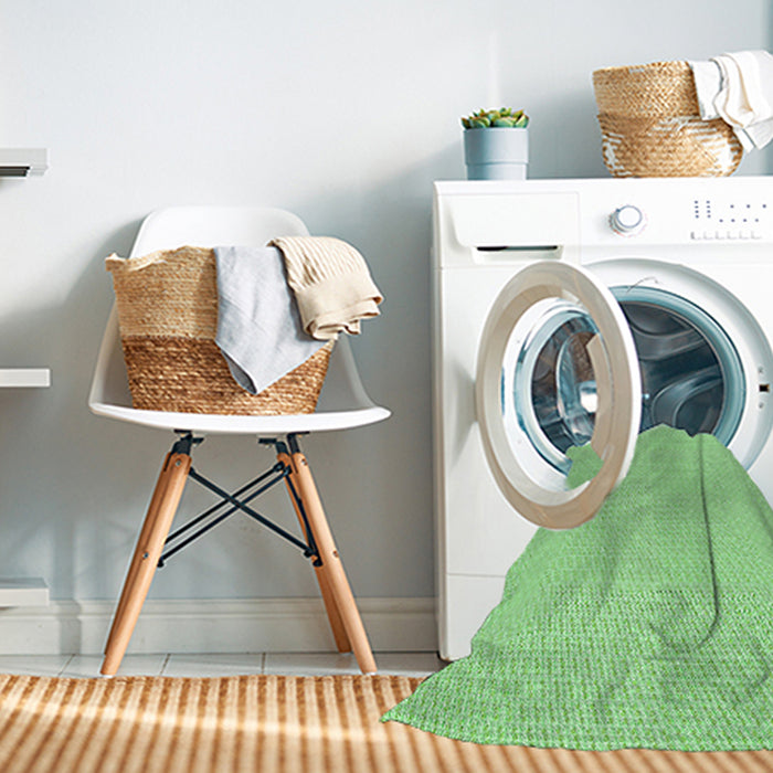 Machine Washable Transitional Green Rug in a Washing Machine, wshpat2354grn