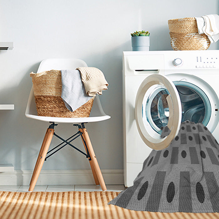 Machine Washable Transitional Carbon Gray Rug in a Washing Machine, wshpat2371gry