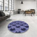 Round Patterned Blue Rug in a Office, pat2375blu