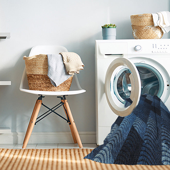 Machine Washable Transitional Night Blue Rug in a Washing Machine, wshpat2385