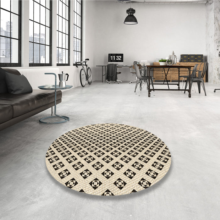 Round Patterned Coffee Brown Rug in a Office, pat2392brn