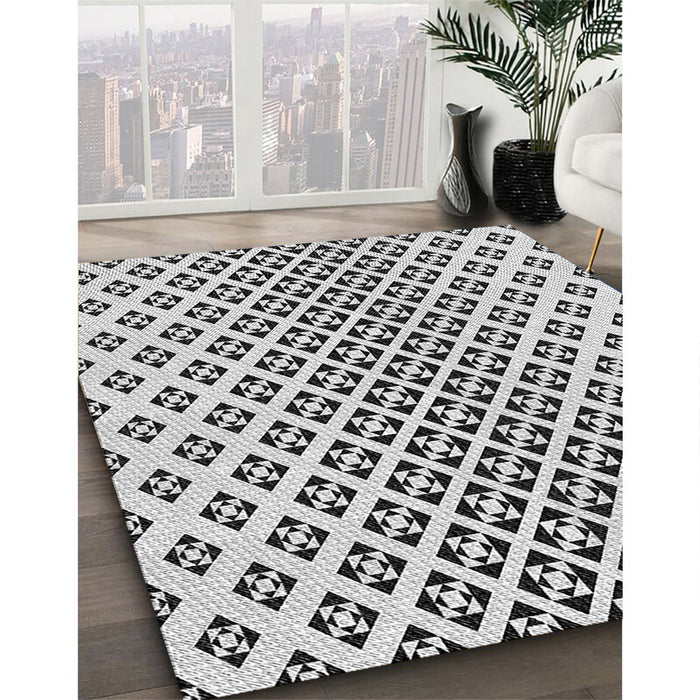 Patterned Off-White Novelty Rug in Family Room, pat2392