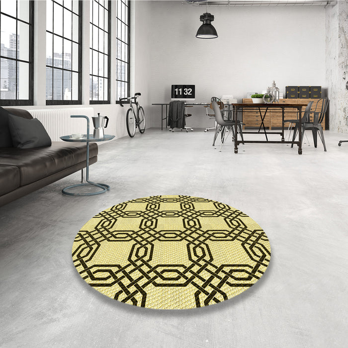 Round Patterned Mustard Yellow Rug in a Office, pat2394yw