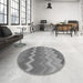 Round Patterned Gray Rug in a Office, pat2417gry