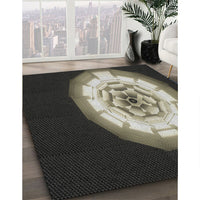 Patterned Mid Gray Novelty Rug, pat241