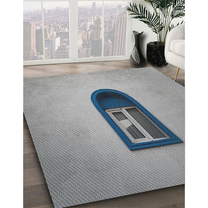 Patterned Gray Novelty Rug in Family Room, pat242