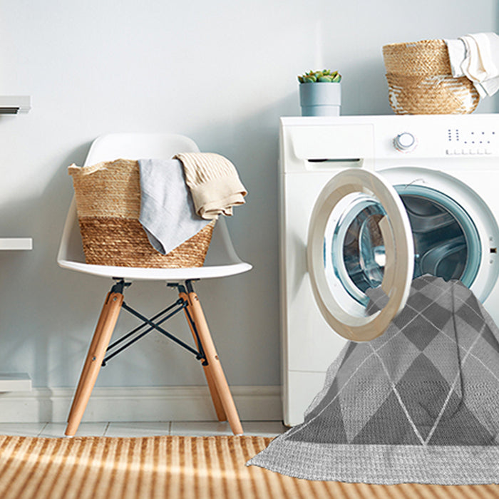 Machine Washable Transitional Gray Rug in a Washing Machine, wshpat243gry