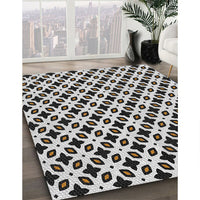 Patterned Platinum Gray Novelty Rug, pat2442