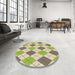 Round Patterned Dark Almond Brown Rug in a Office, pat245brn