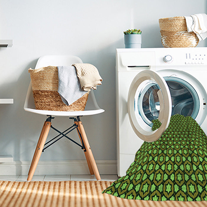Machine Washable Transitional Dark Forest Green Rug in a Washing Machine, wshpat2454grn