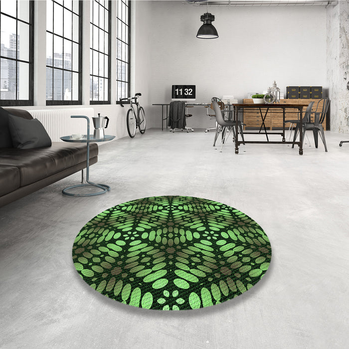Round Patterned Dark Forest Green Rug in a Office, pat2468grn
