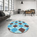 Round Patterned Green Rug in a Office, pat249lblu