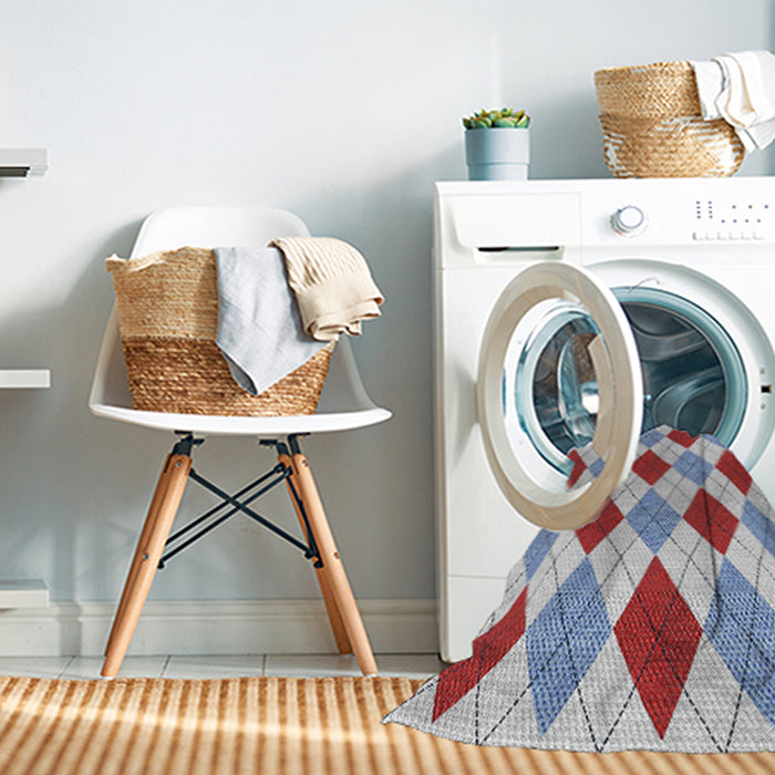 Machine Washable Transitional Pale Blue Lily Blue Rug in a Washing Machine, wshpat249