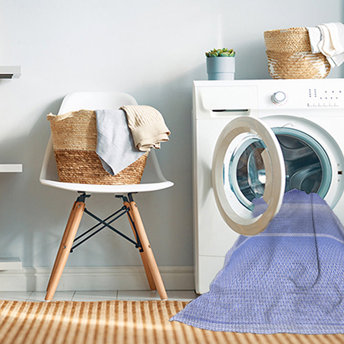 Machine Washable Transitional Light Slate Blue Rug in a Washing Machine, wshpat2512blu