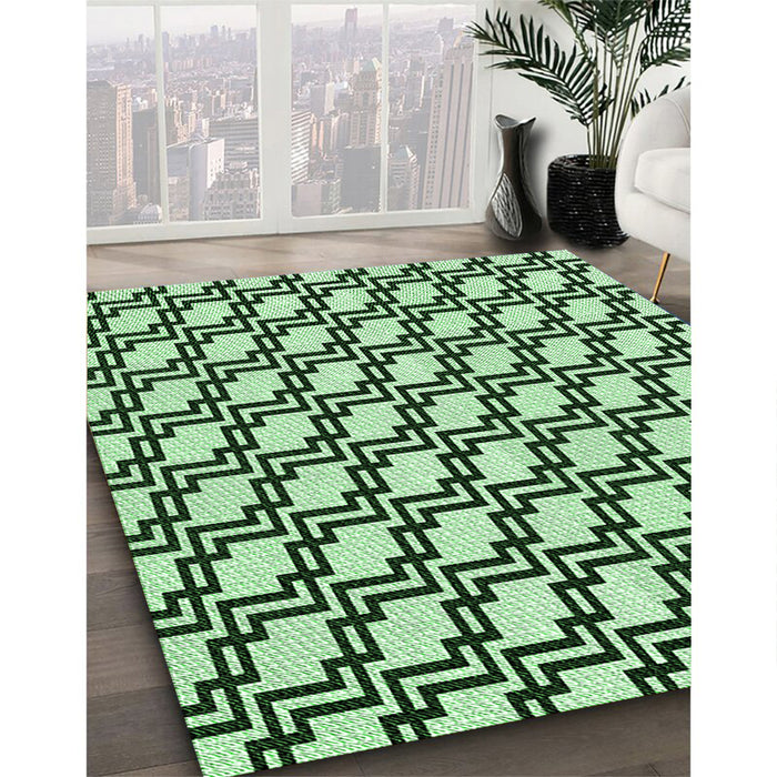 Machine Washable Transitional Deep Emerald Green Rug in a Family Room, wshpat2514grn