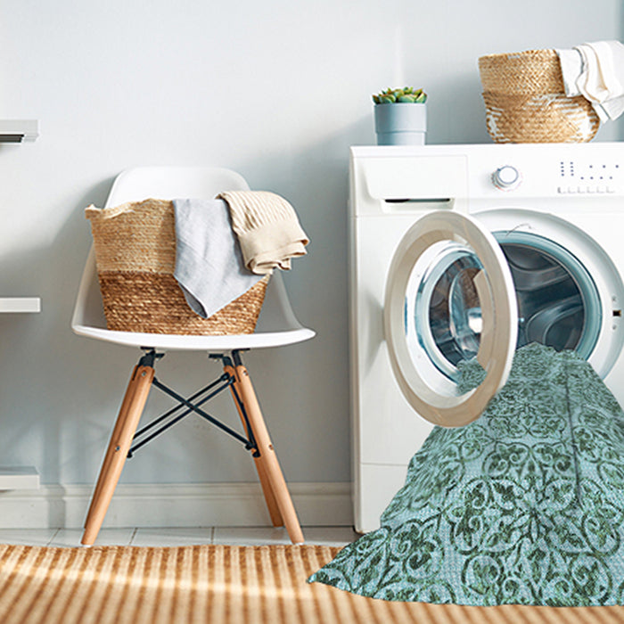 Machine Washable Transitional Blue Rug in a Washing Machine, wshpat2517lblu