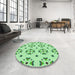 Round Patterned Jade Green Rug in a Office, pat2518grn