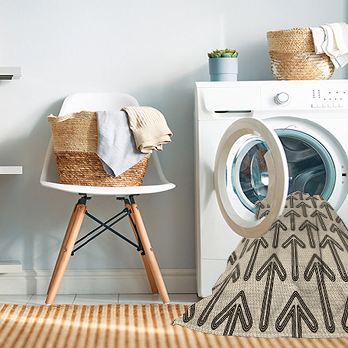 Machine Washable Transitional Vanilla Gold Rug in a Washing Machine, wshpat253brn