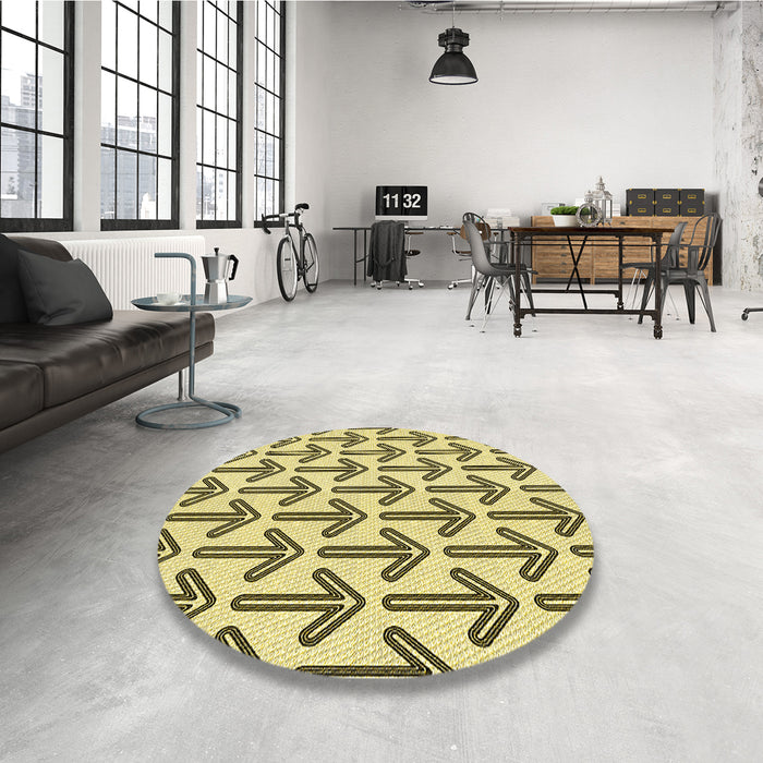 Round Patterned Mustard Yellow Rug in a Office, pat253yw