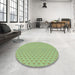 Round Patterned Green Rug in a Office, pat2544lblu