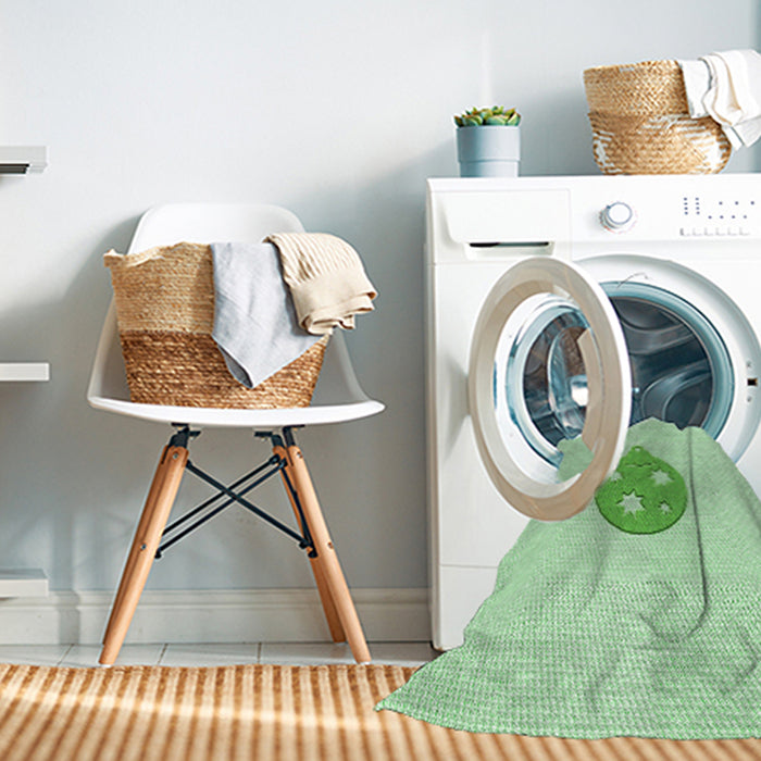 Machine Washable Transitional Mint Green Rug in a Washing Machine, wshpat2551grn