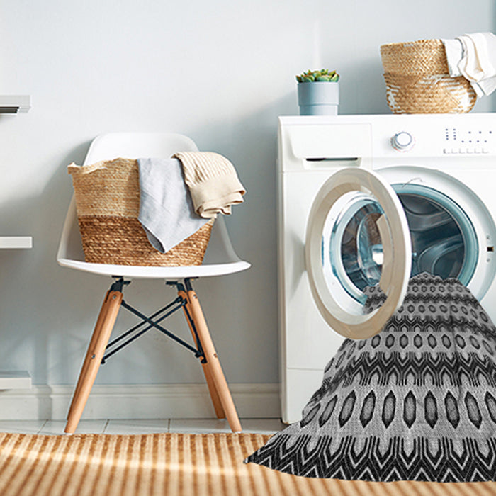 Machine Washable Transitional Platinum Silver Gray Rug in a Washing Machine, wshpat2560