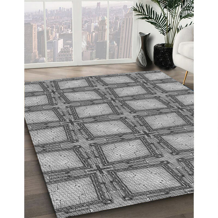 Machine Washable Transitional Cloud Gray Rug in a Family Room, wshpat2563gry