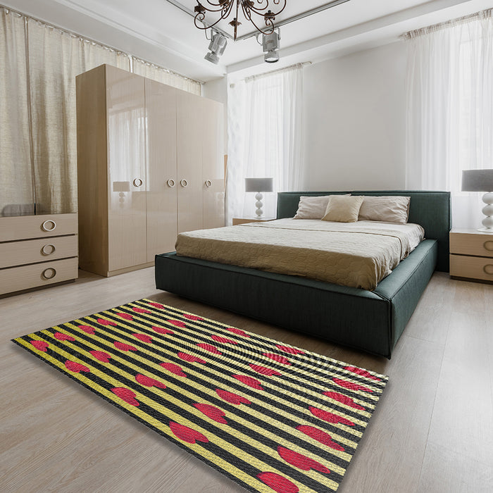 Patterned Metallic Gold Novelty Rug in a Bedroom, pat2581