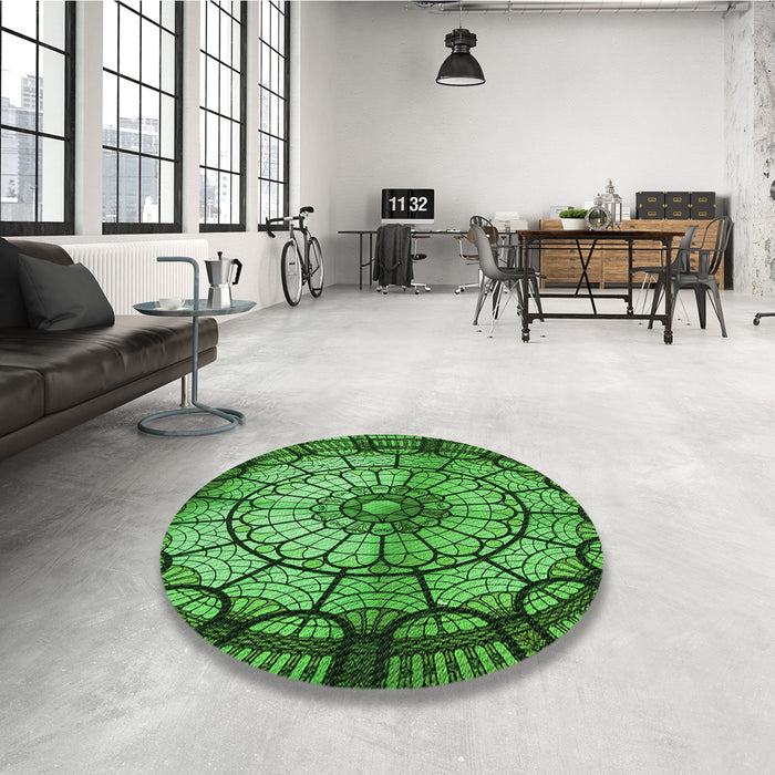 Round Patterned Deep Emerald Green Rug in a Office, pat2599grn