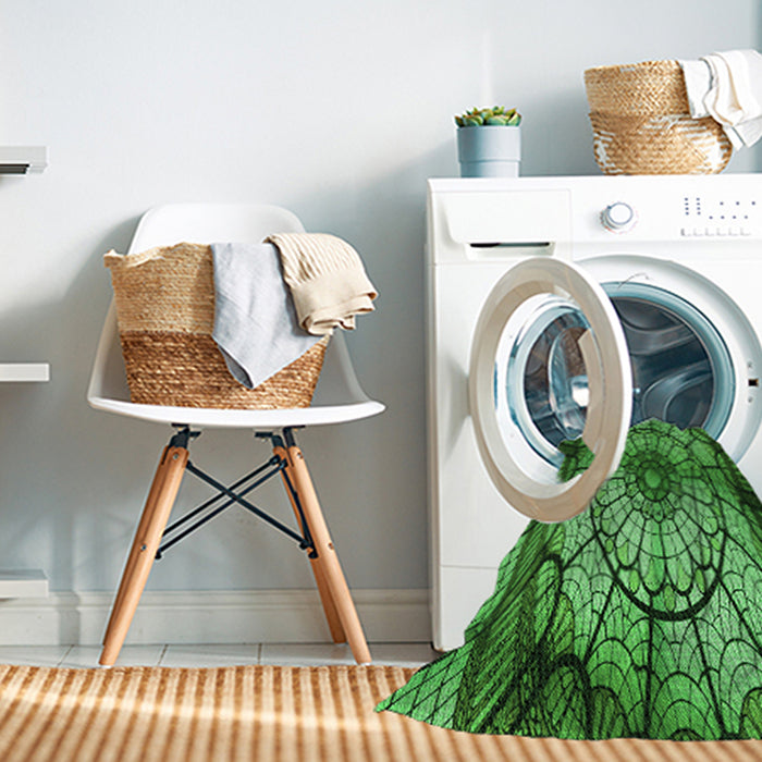 Machine Washable Transitional Deep Emerald Green Rug in a Washing Machine, wshpat2599grn