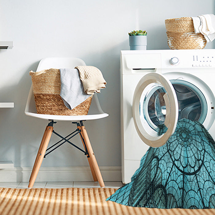 Machine Washable Transitional Deep-Sea Blue Rug in a Washing Machine, wshpat2599lblu