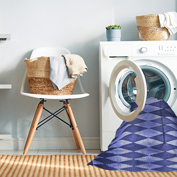 Machine Washable Transitional Sky Blue Rug in a Washing Machine, wshpat2601blu