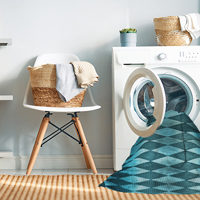 Machine Washable Transitional Medium Teal Green Rug in a Washing Machine, wshpat2601lblu