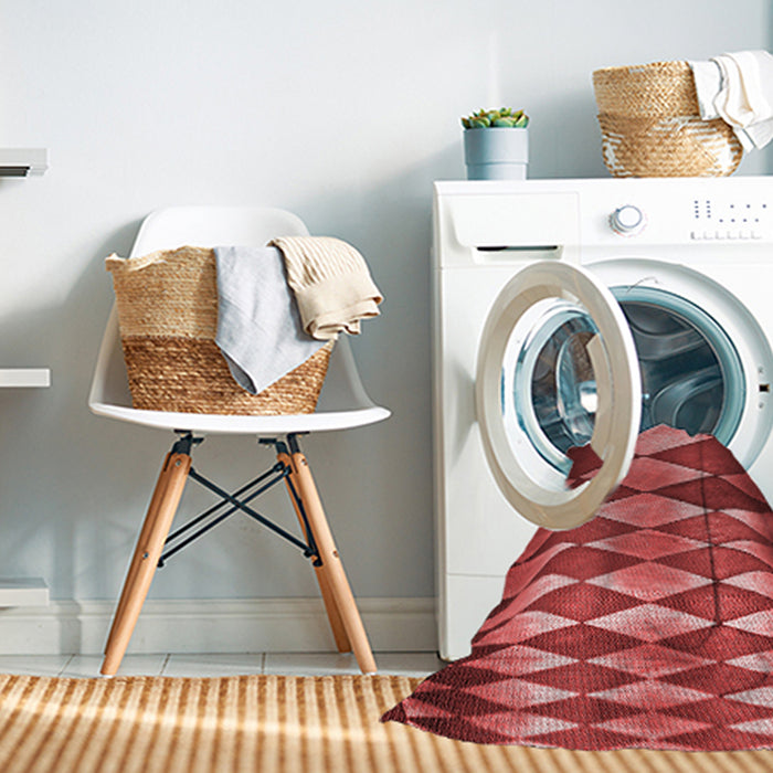 Machine Washable Transitional Red Rug in a Washing Machine, wshpat2601rd
