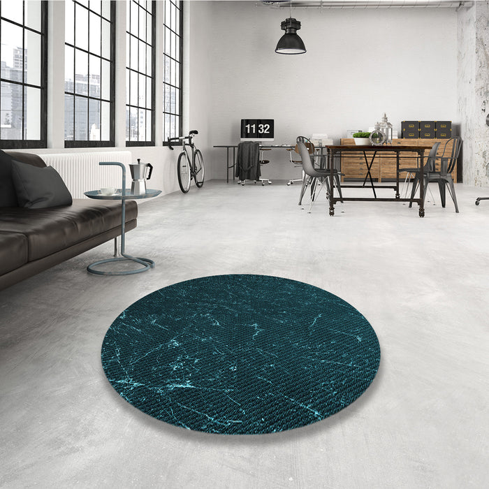 Round Patterned Teal Green Rug in a Office, pat2602lblu