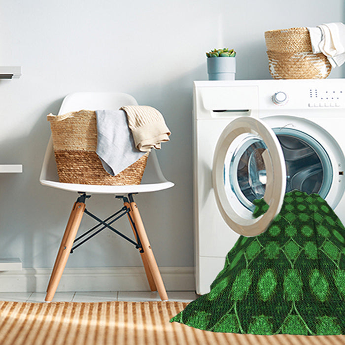 Machine Washable Transitional Deep Emerald Green Rug in a Washing Machine, wshpat2605grn