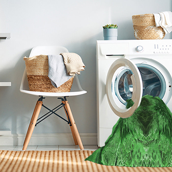 Machine Washable Transitional Deep Emerald Green Rug in a Washing Machine, wshpat2606grn