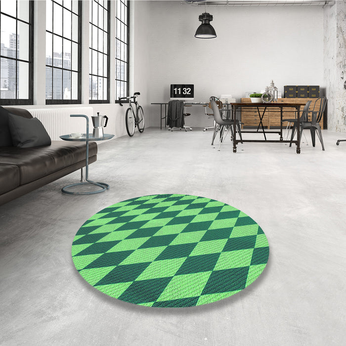 Round Patterned Neon Green Rug in a Office, pat2620grn