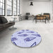 Round Patterned Blue Rug in a Office, pat2625blu
