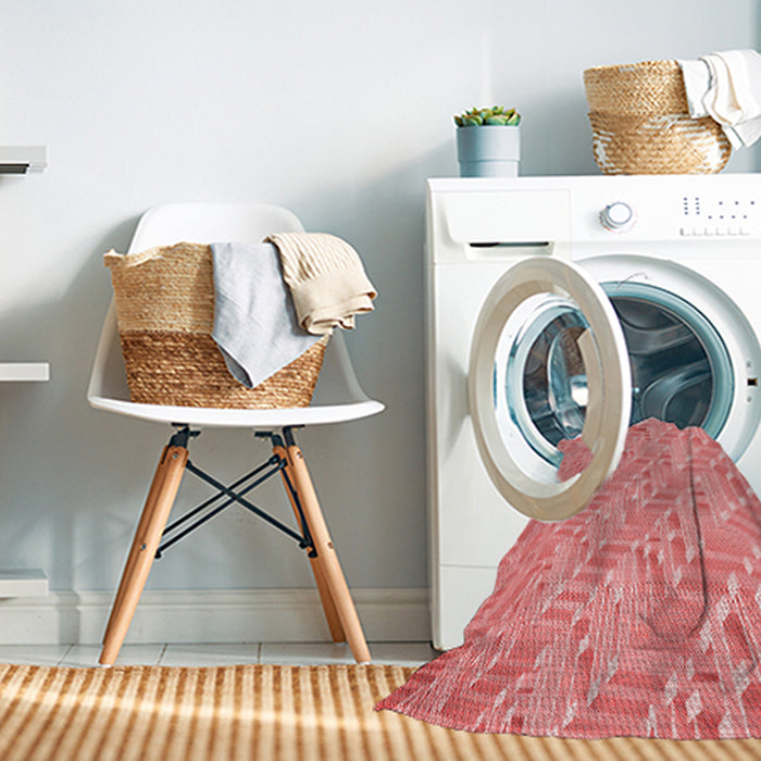 Machine Washable Transitional Pastel Pink Rug in a Washing Machine, wshpat2631rd