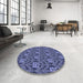Round Patterned Blue Rug in a Office, pat2636blu