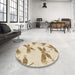 Round Patterned Vanilla Gold Rug in a Office, pat2639brn